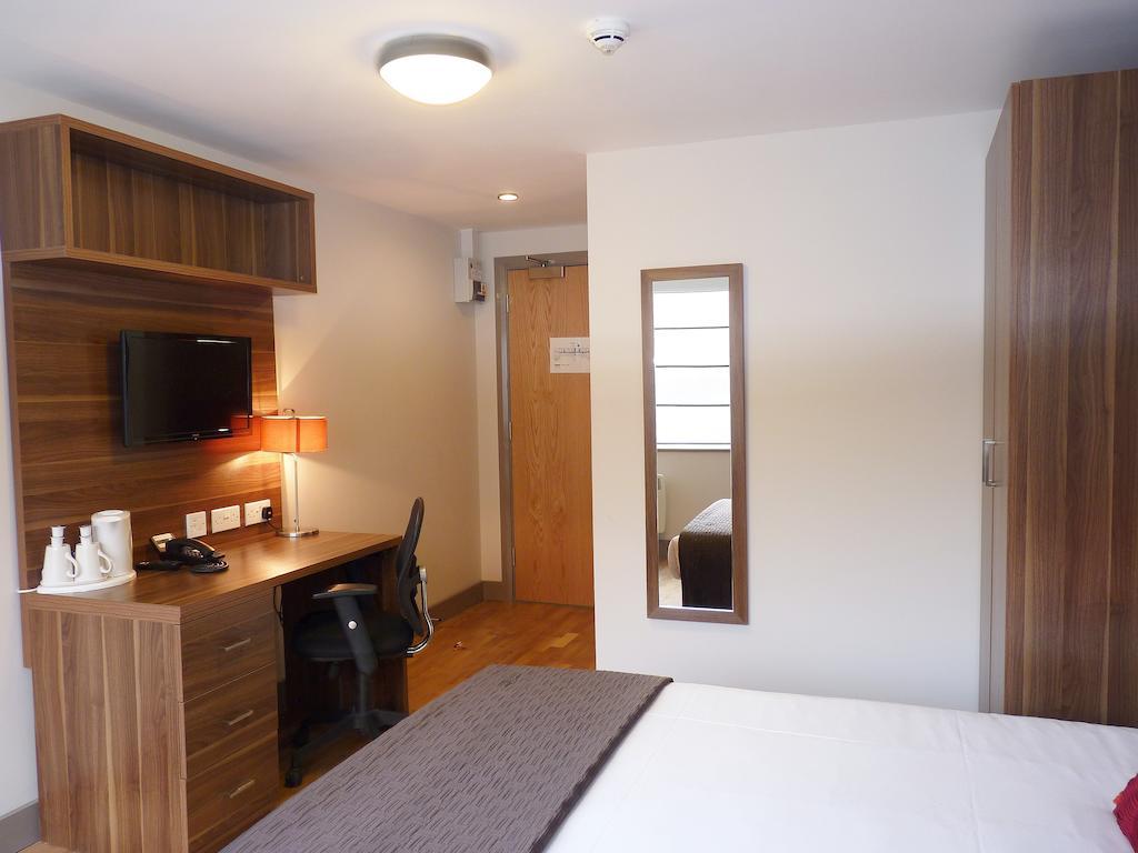 Britannia Study Hotel Hove Extérieur photo