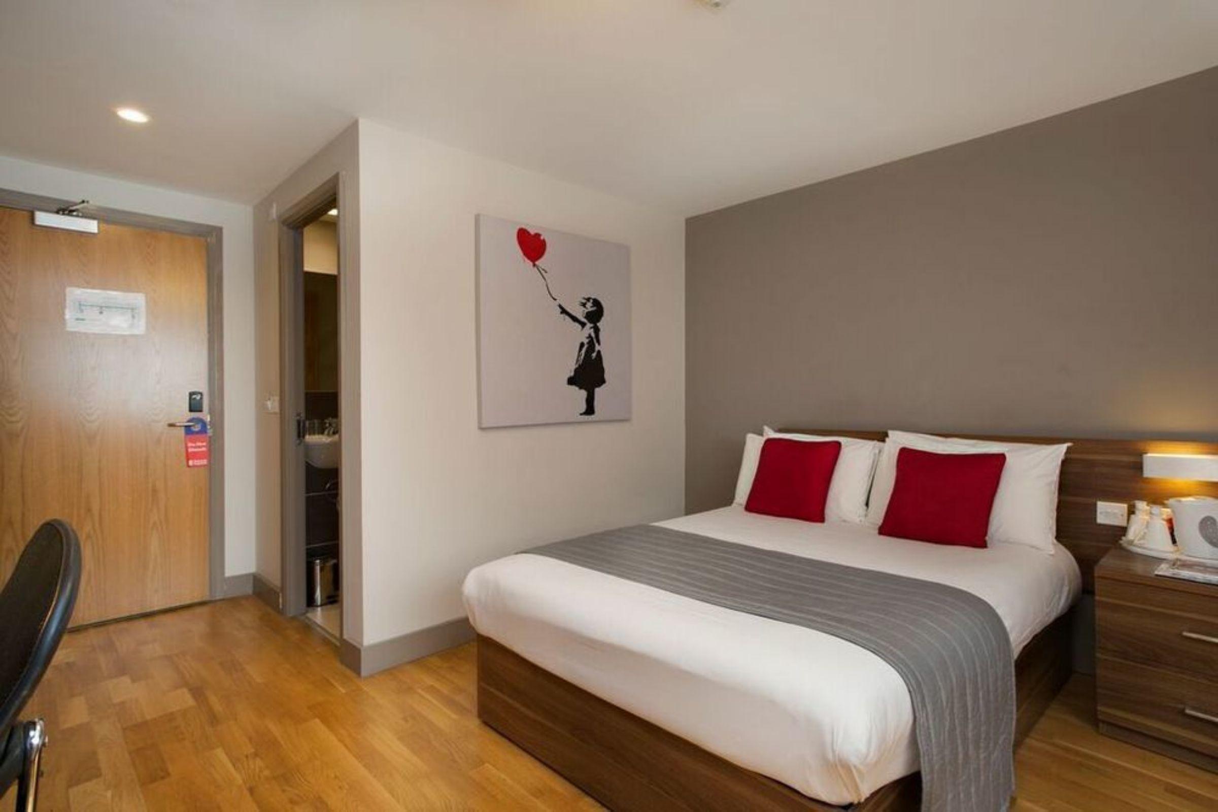 Britannia Study Hotel Hove Extérieur photo