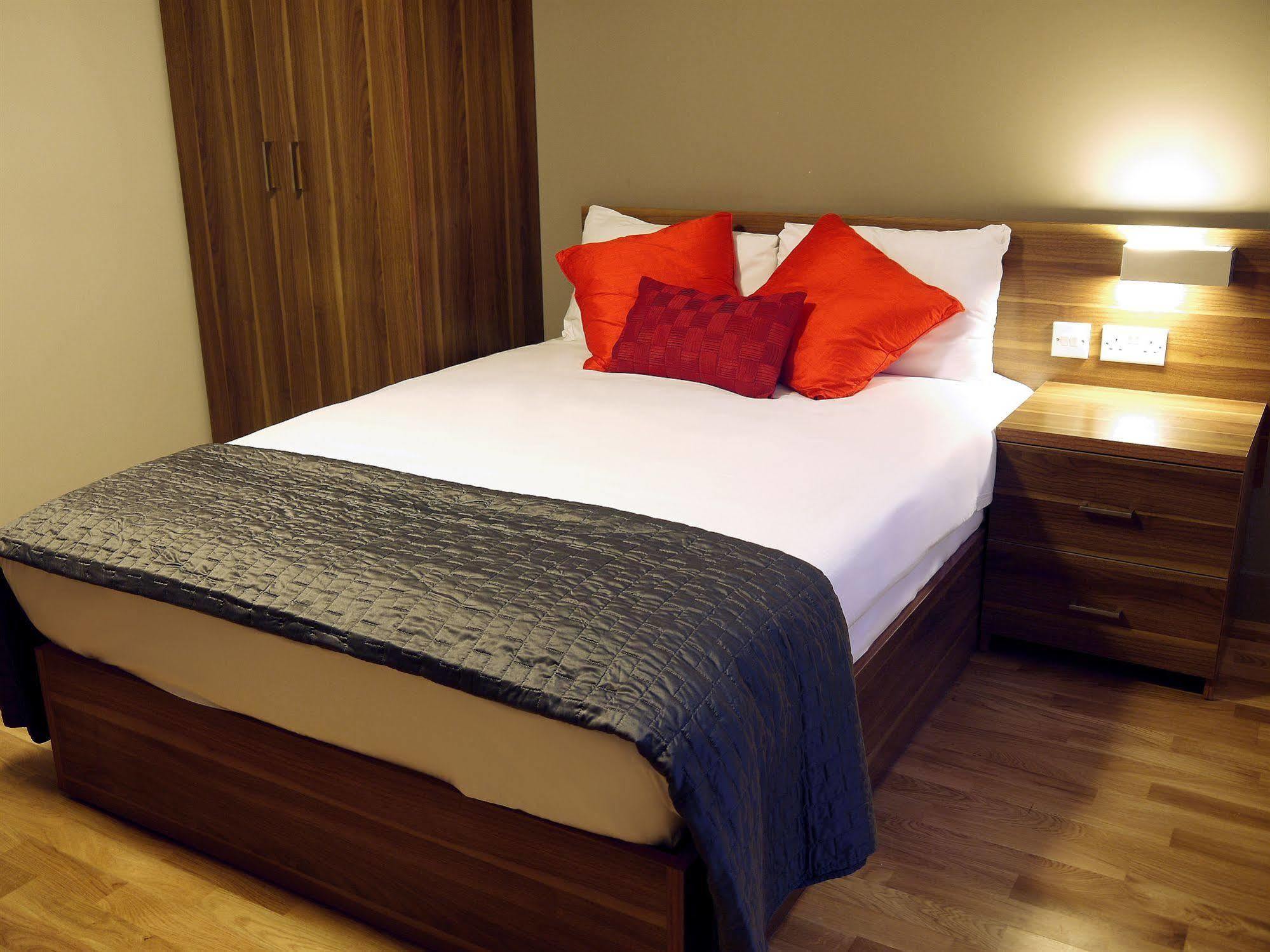 Britannia Study Hotel Hove Extérieur photo